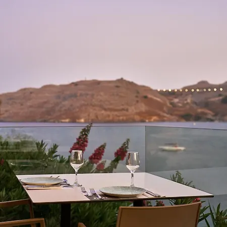 Royal 5* لينثوس