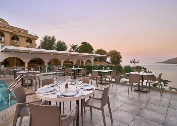 Ξενοδοχείο Royal 5*